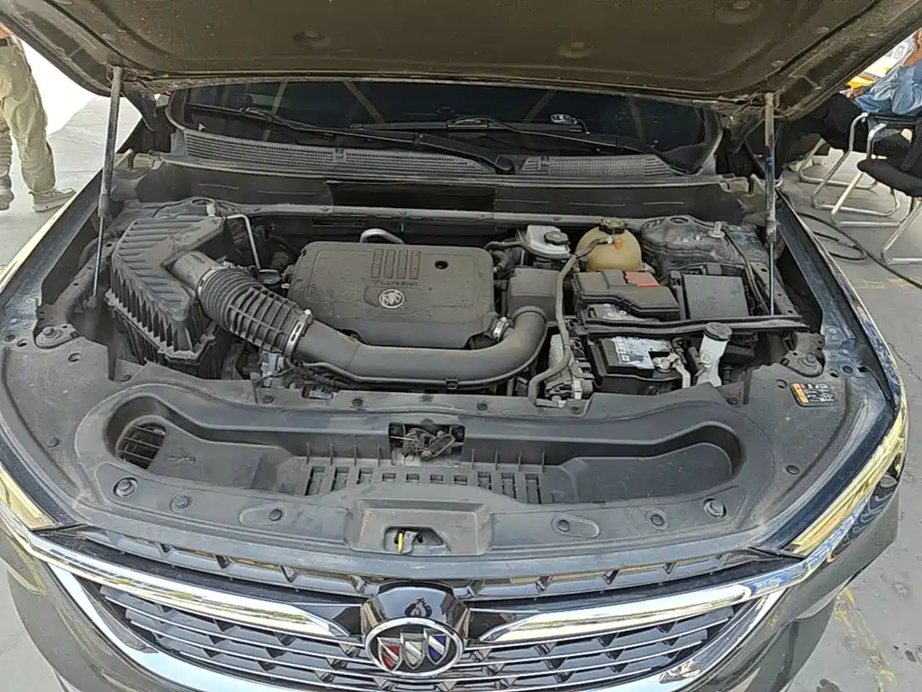 Buick Enclave — миниатюра 25