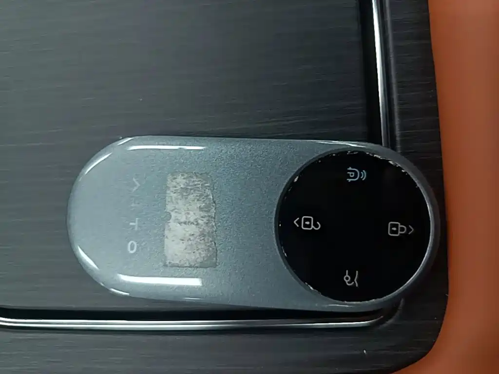 AITO AITO M8 — миниатюра 9