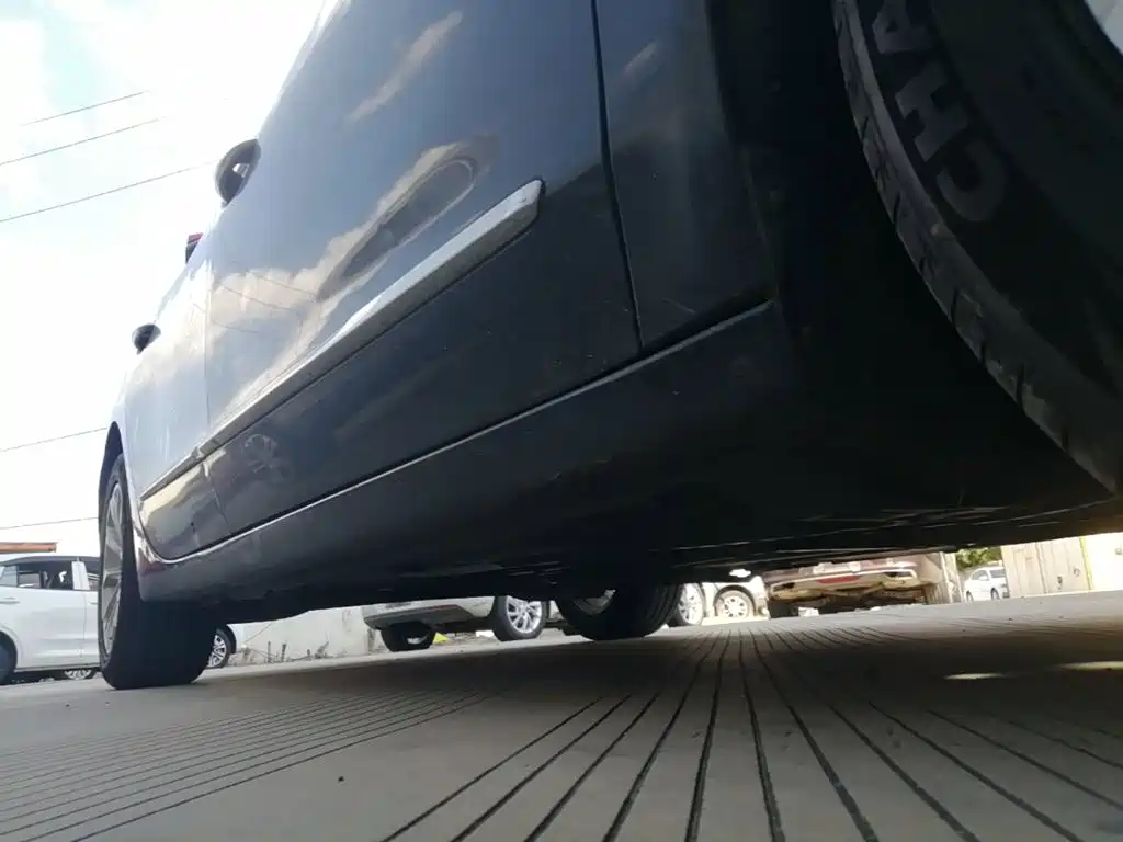 Buick LaCrosse — миниатюра 21