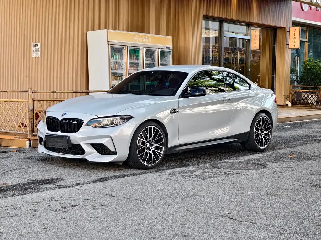 BMW M2