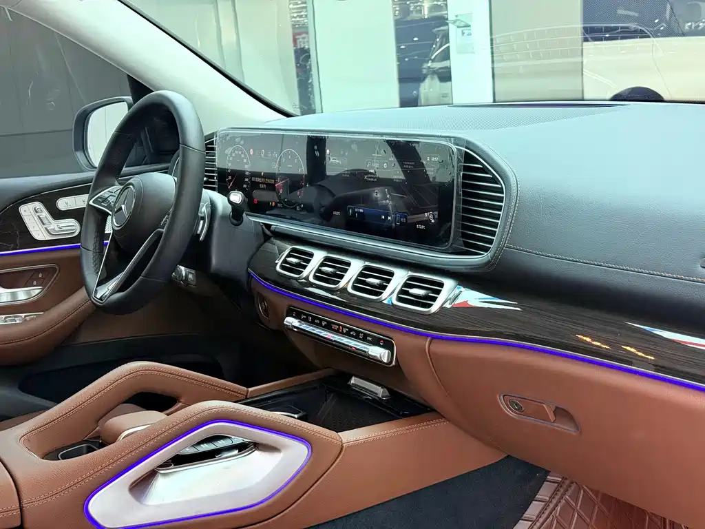 Mercedes-Benz GLE (Import) — миниатюра 6
