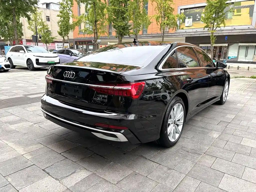 Audi A6L — миниатюра 7