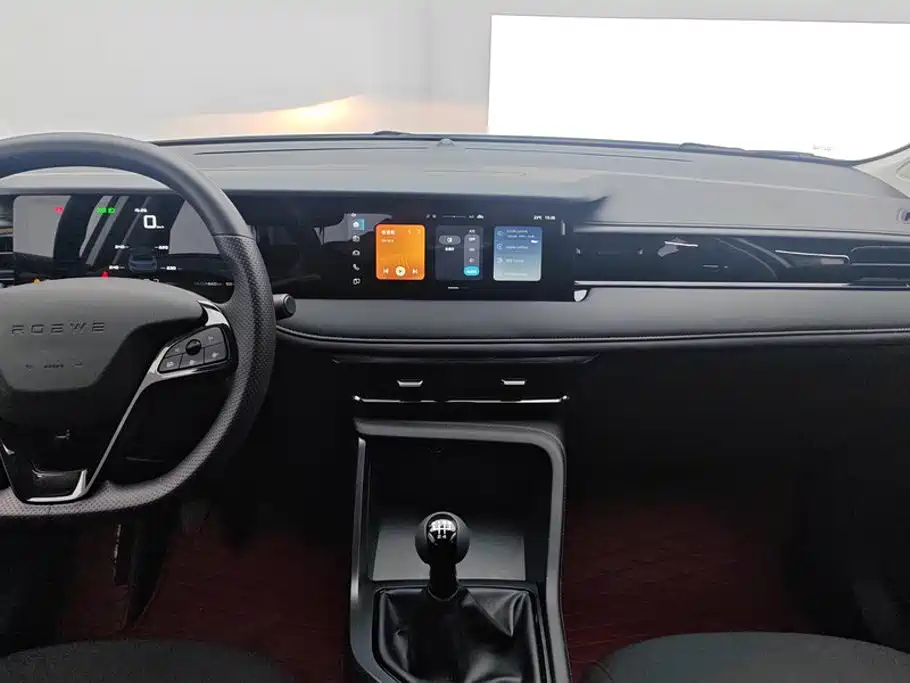 Roewe i5 — миниатюра 13