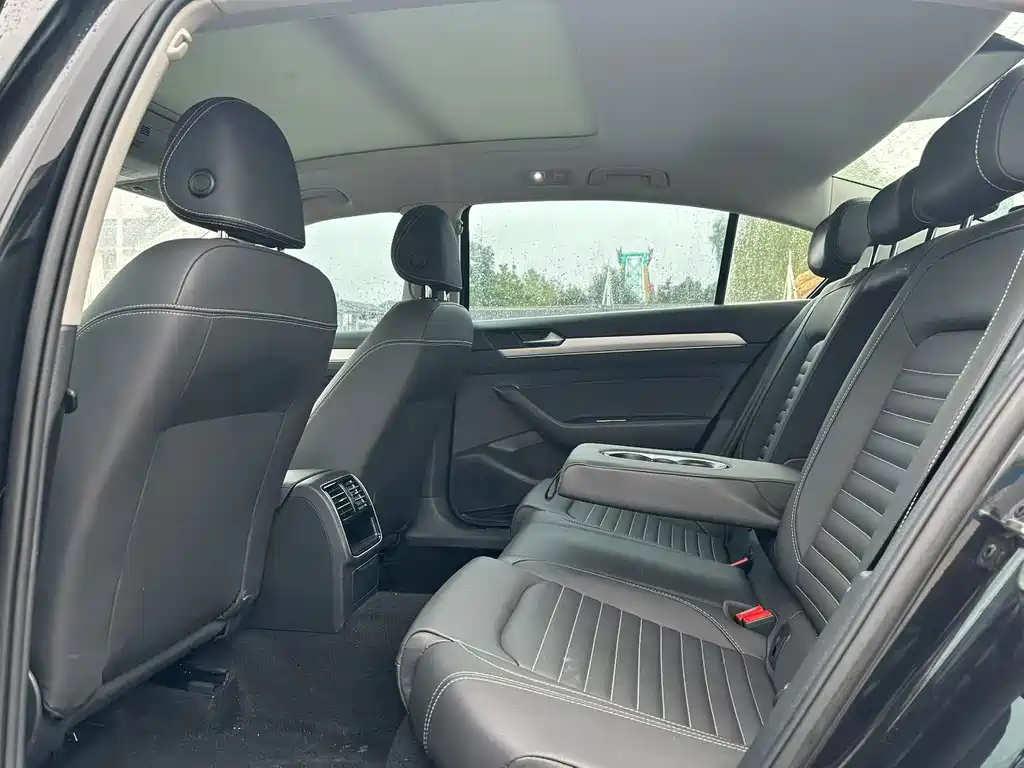Volkswagen Magotan — миниатюра 7