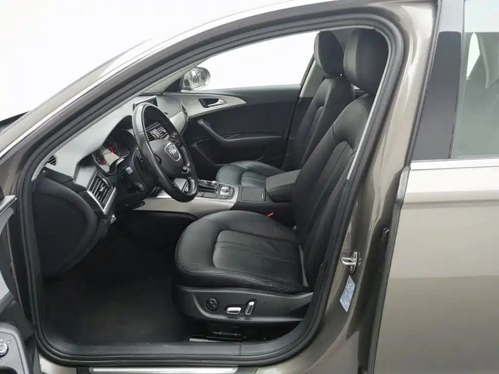 Audi A6L — миниатюра 10