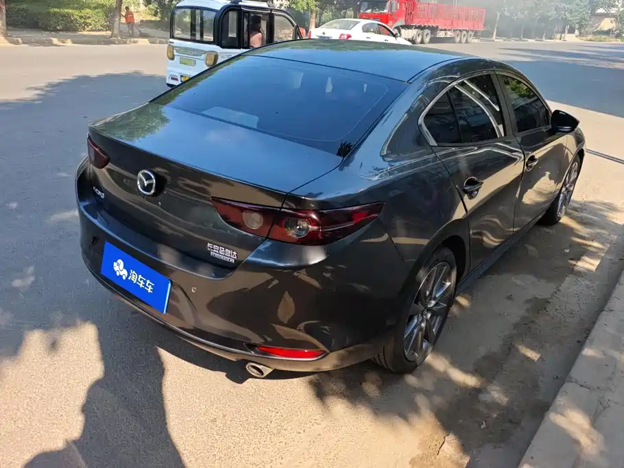 Mazda 3 Axela — миниатюра 3