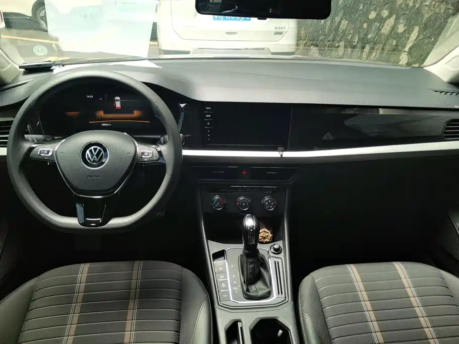 Volkswagen Lavida — миниатюра 11