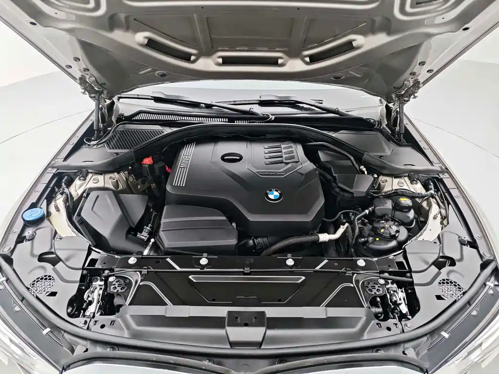 BMW 3 Series — миниатюра 20