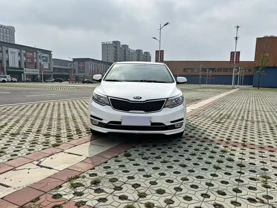 Kia K2 — миниатюра 5
