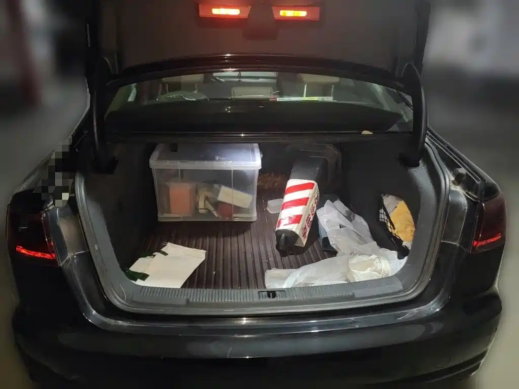 Audi A6L — миниатюра 10