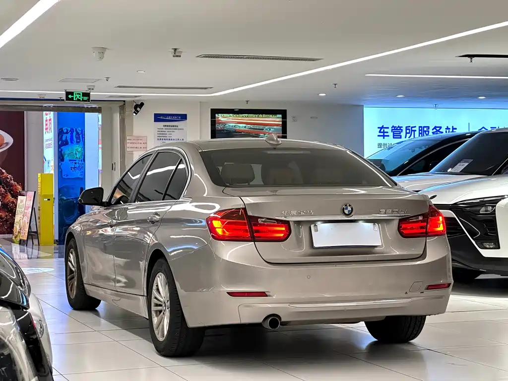BMW 3 Series — миниатюра 6