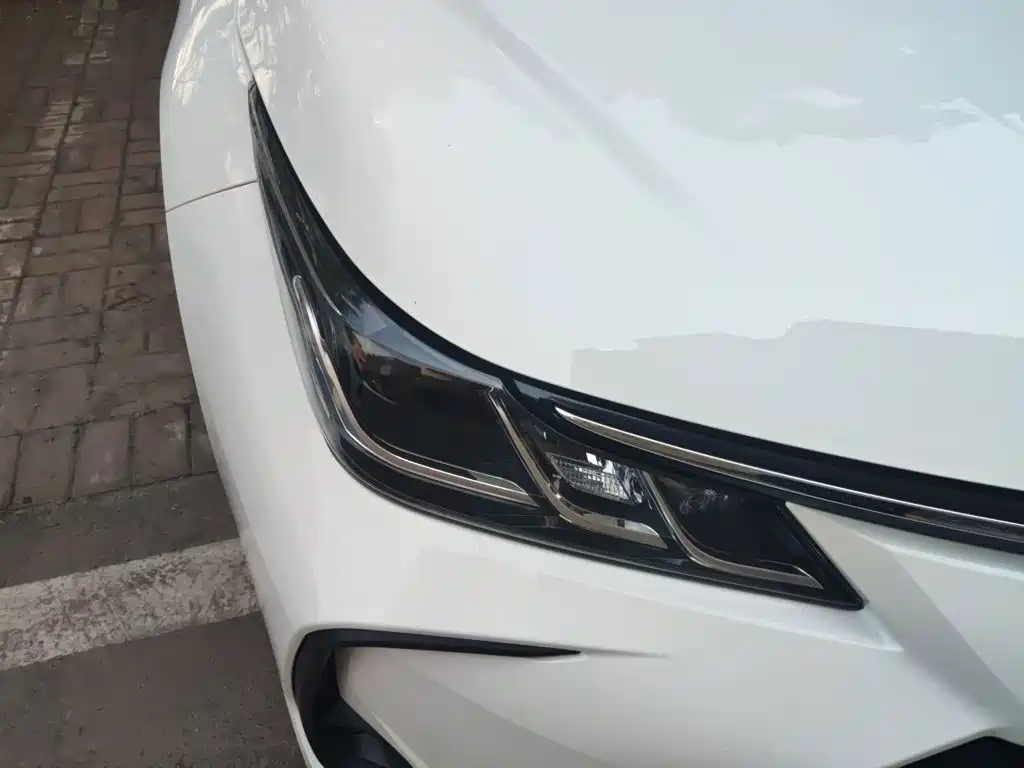 Toyota Corolla — миниатюра 7
