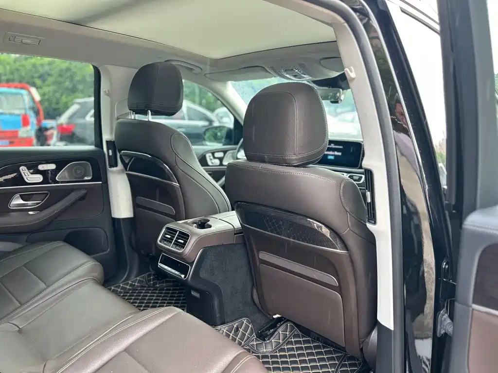 Mercedes-Benz GLS — миниатюра 26