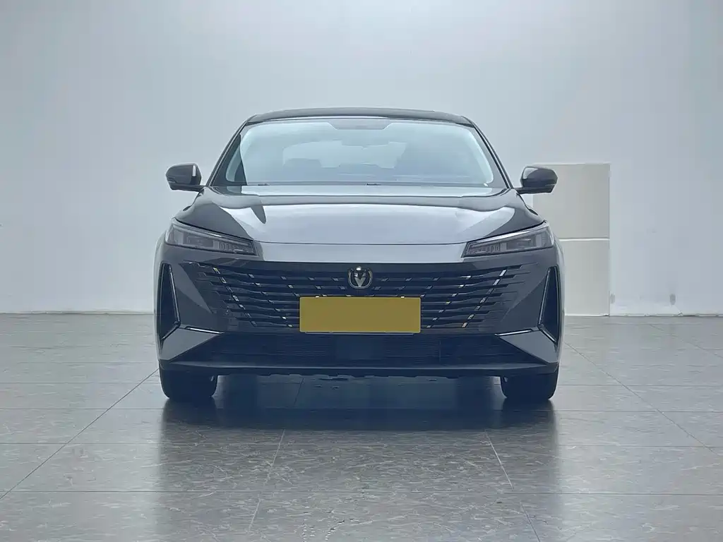 Changan Eado — миниатюра 2