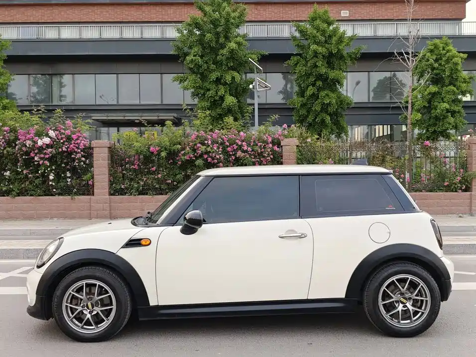 MINI Mini — миниатюра 3