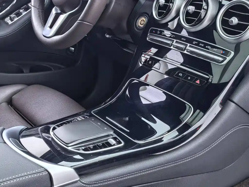 Mercedes-Benz GLC — миниатюра 10
