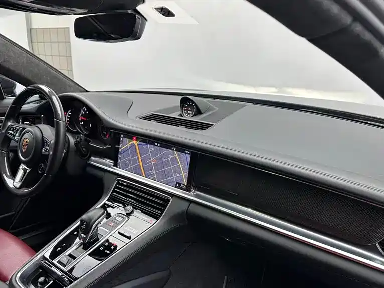 Porsche Panamera — миниатюра 13