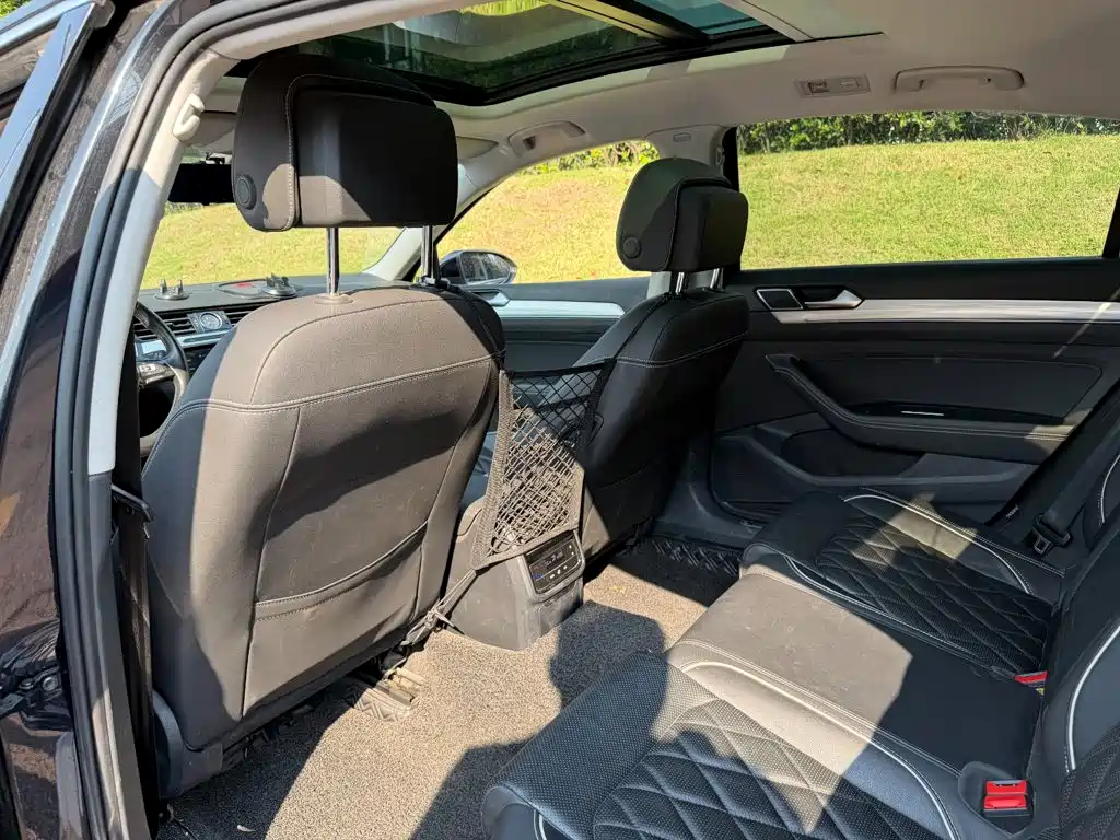 Volkswagen Magotan PHEV — миниатюра 11