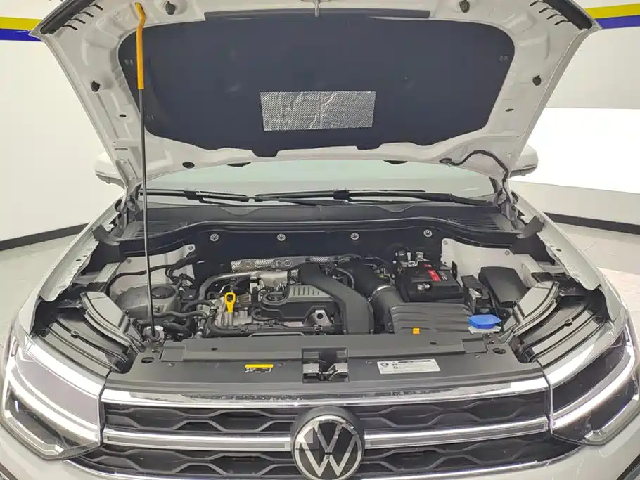 Volkswagen Tharu — миниатюра 10