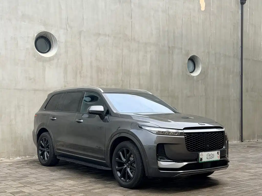 Li Auto ONE 2021 6 мест