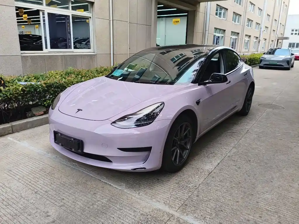 Tesla Model 3 — миниатюра 2