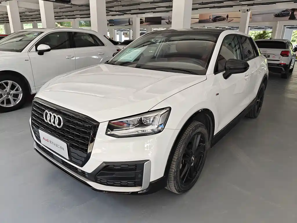Audi Q2L 2021