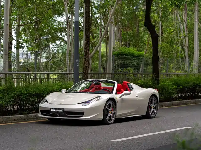 Ferrari 458