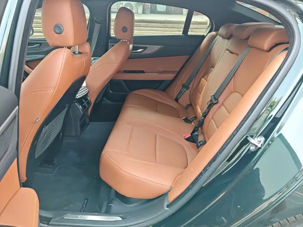 Jaguar XEL — миниатюра 17
