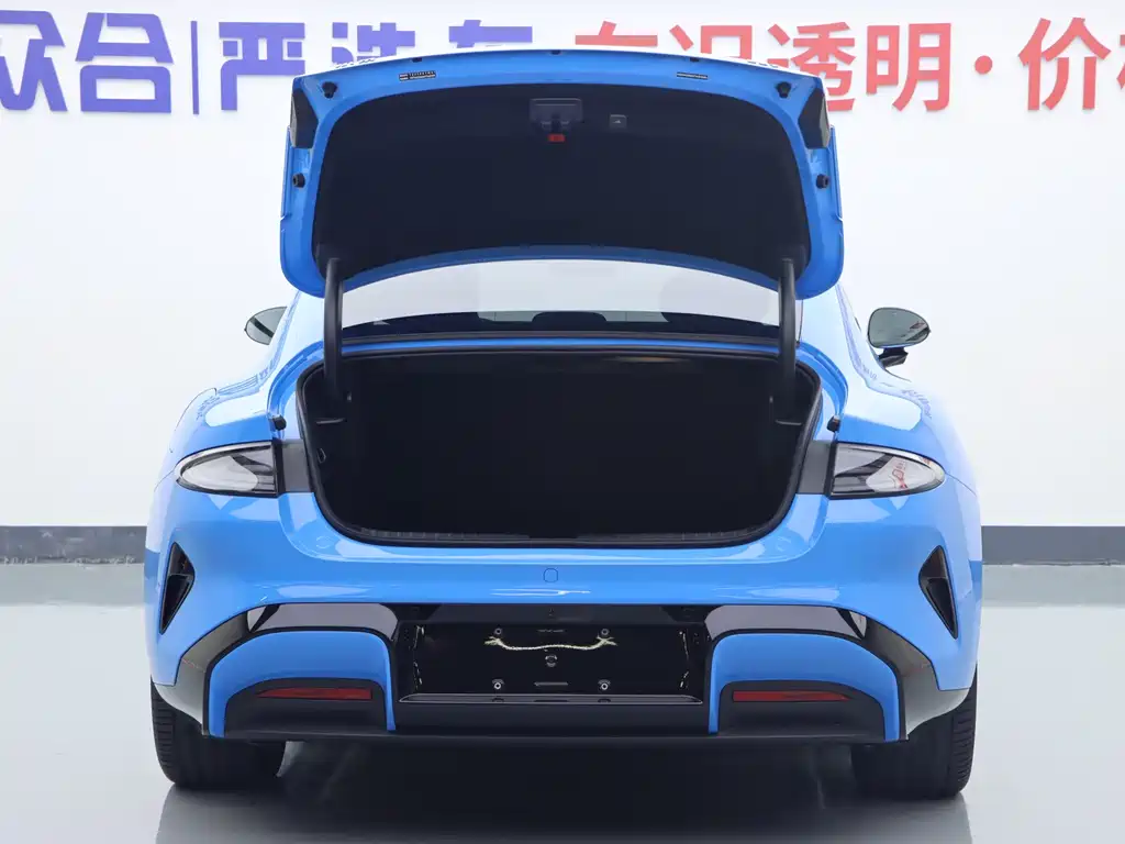 Xiaomi SU7 — миниатюра 21
