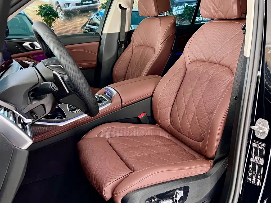 BMW X7 2024 xDrive40i Lead Luxury