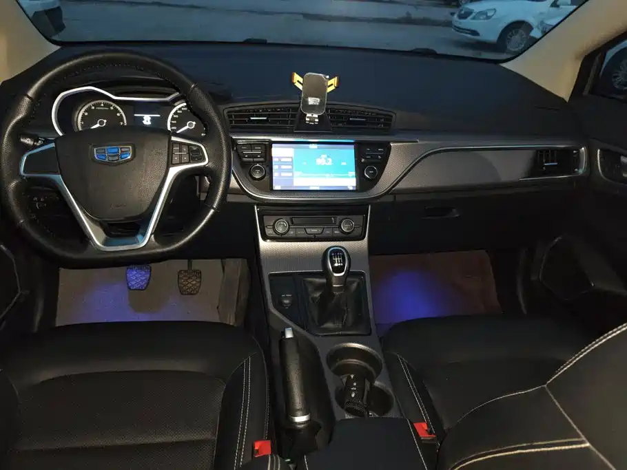 Geely Emgrand GS — миниатюра 12