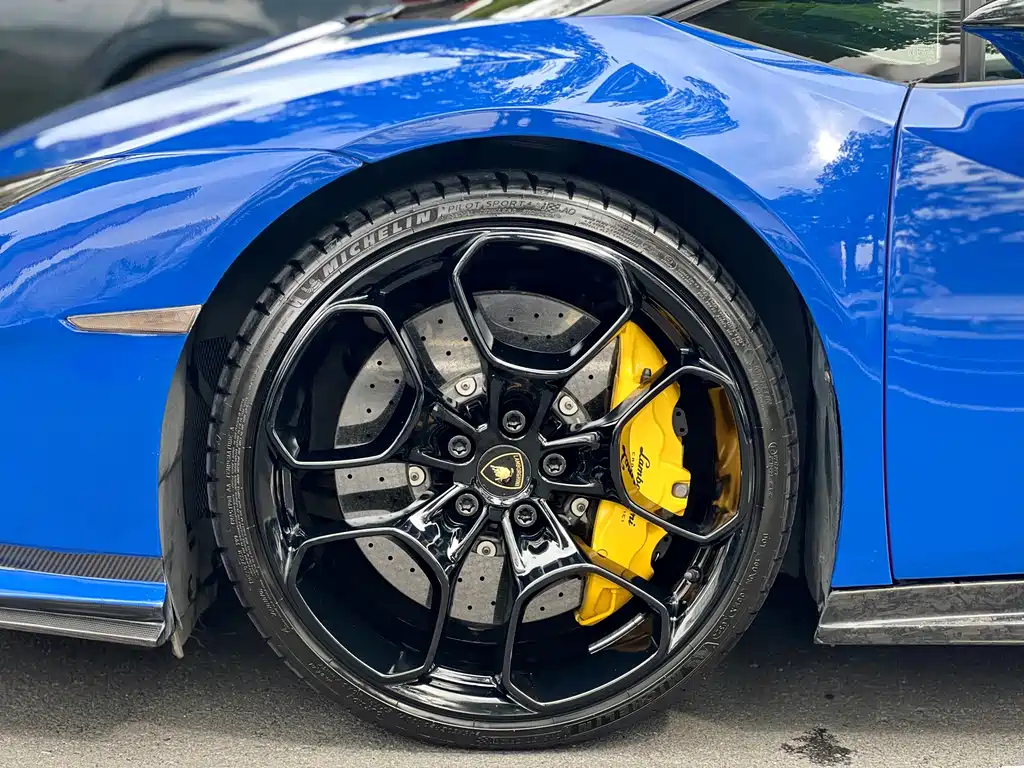 Lamborghini Huracán — миниатюра 7