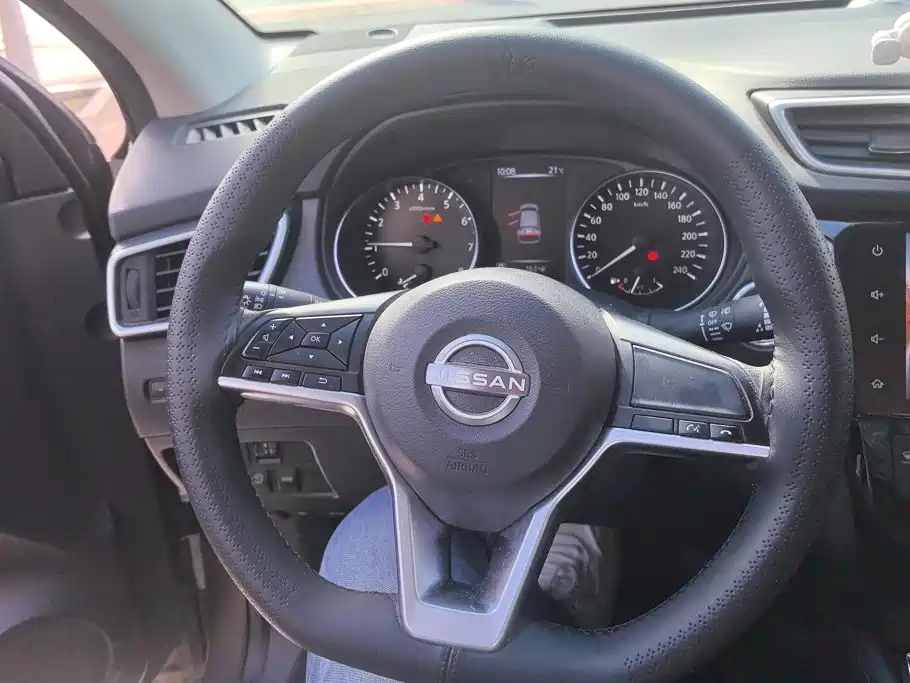Nissan Qashqai — миниатюра 15