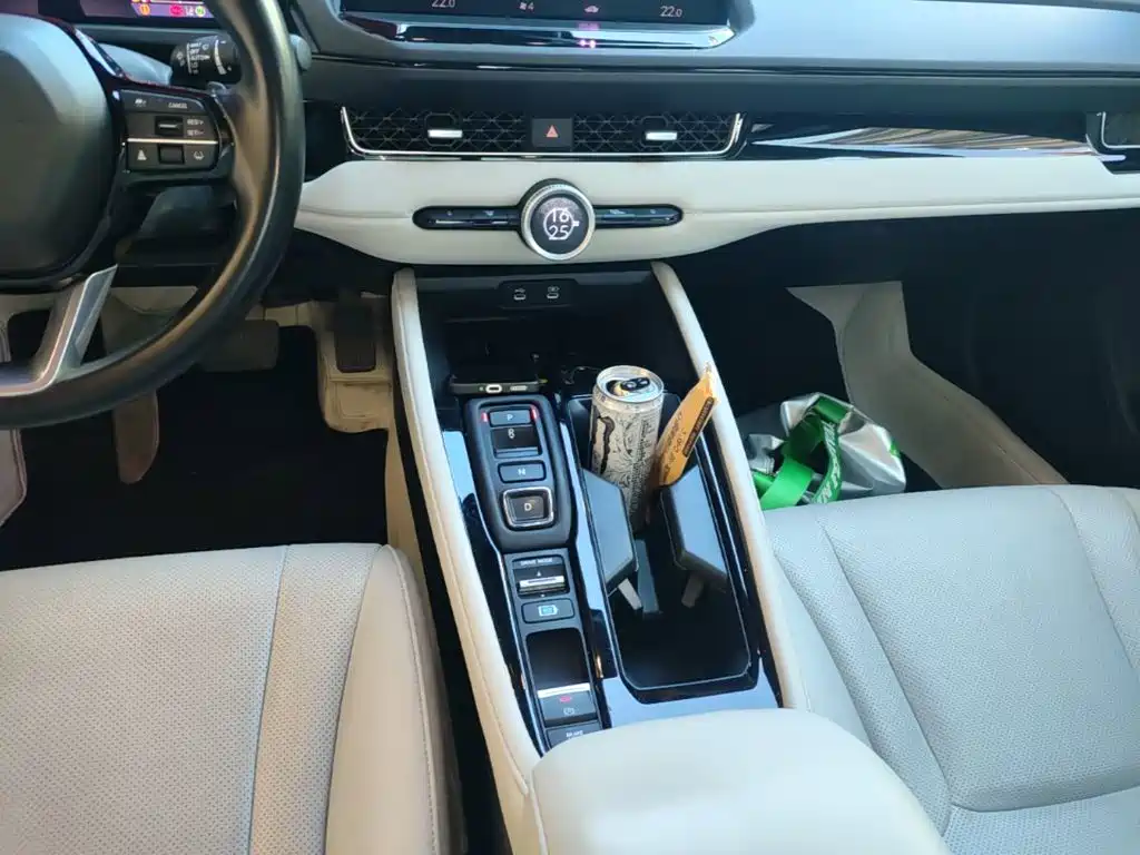 Honda Inspire PHEV — миниатюра 14