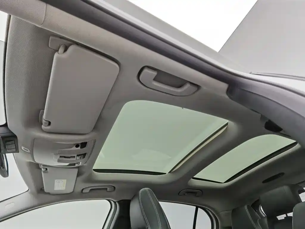 Mercedes-Benz GLA — миниатюра 14