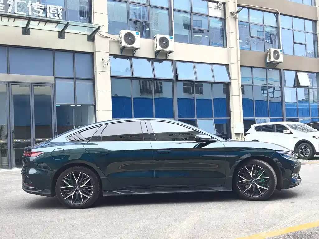 BYD Han 2022 EV 610KM