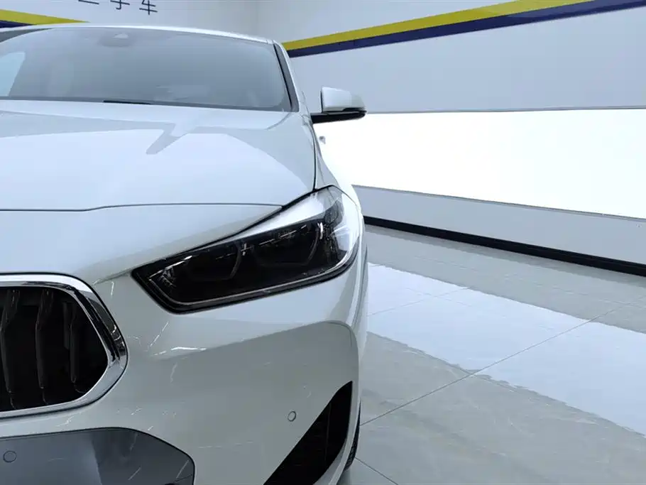 BMW X2 2021 sDrive25i Premium M