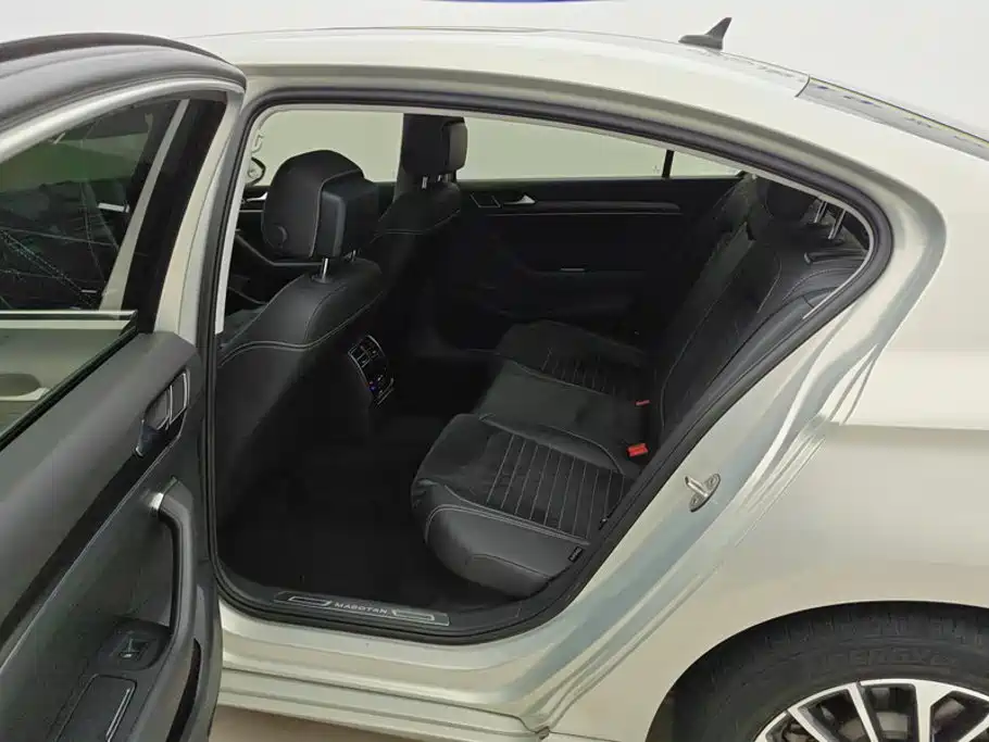 Volkswagen Magotan — миниатюра 11