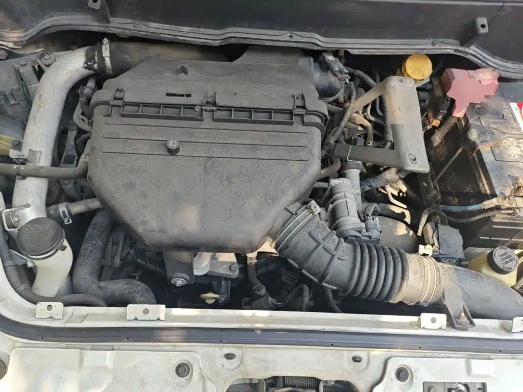 Luxgen Big 7 MPV — миниатюра 21