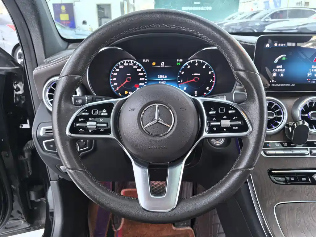 Mercedes-Benz GLC — миниатюра 8