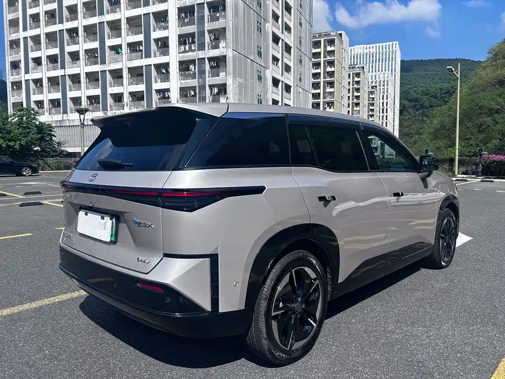 Toyota bZ3X — миниатюра 23