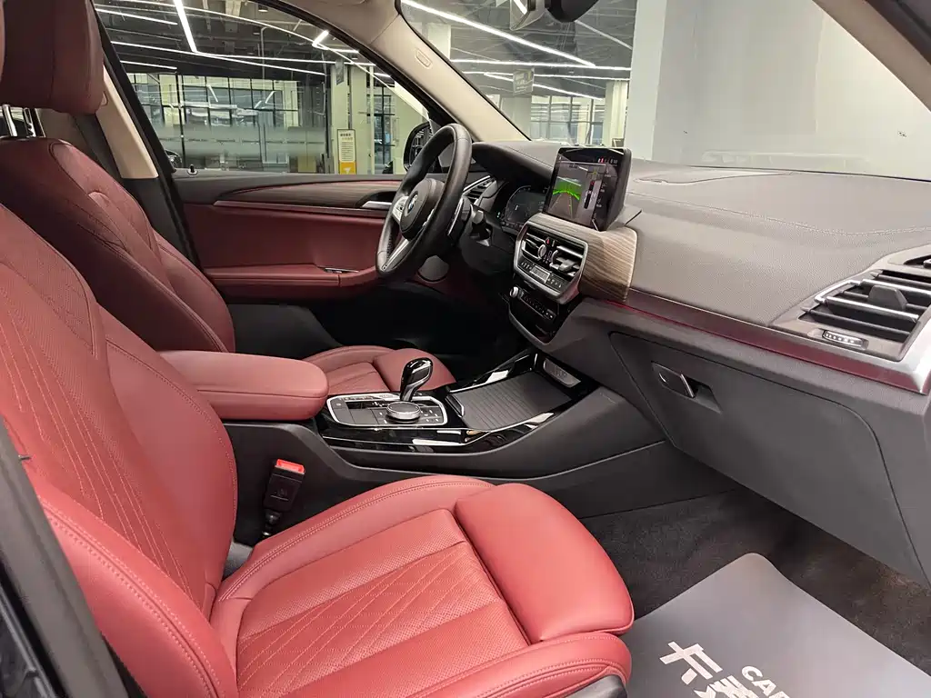 BMW X3 — миниатюра 29