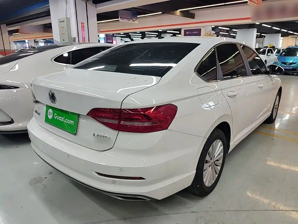 Volkswagen Lavida — миниатюра 7