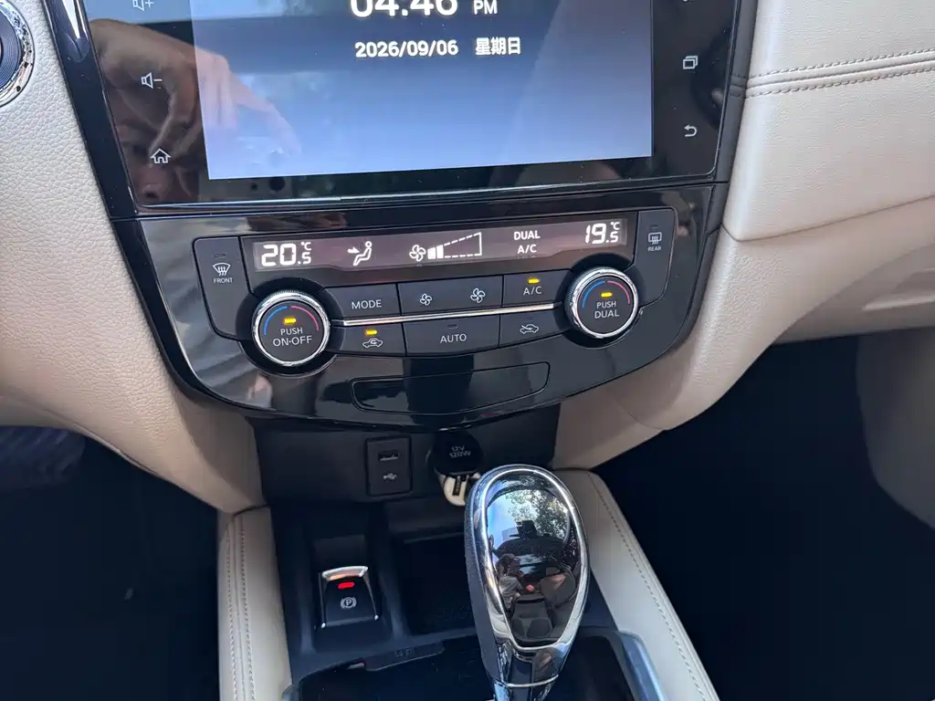 Nissan X-Trail — миниатюра 20