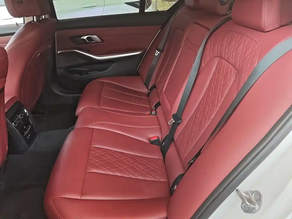 BMW 3 Series — миниатюра 17