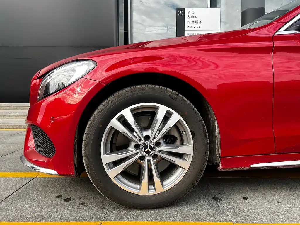 Mercedes-Benz C-Class — миниатюра 6