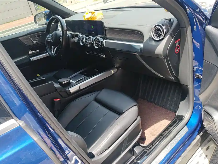 Mercedes-Benz GLB 2023 GLB 220 Fashion