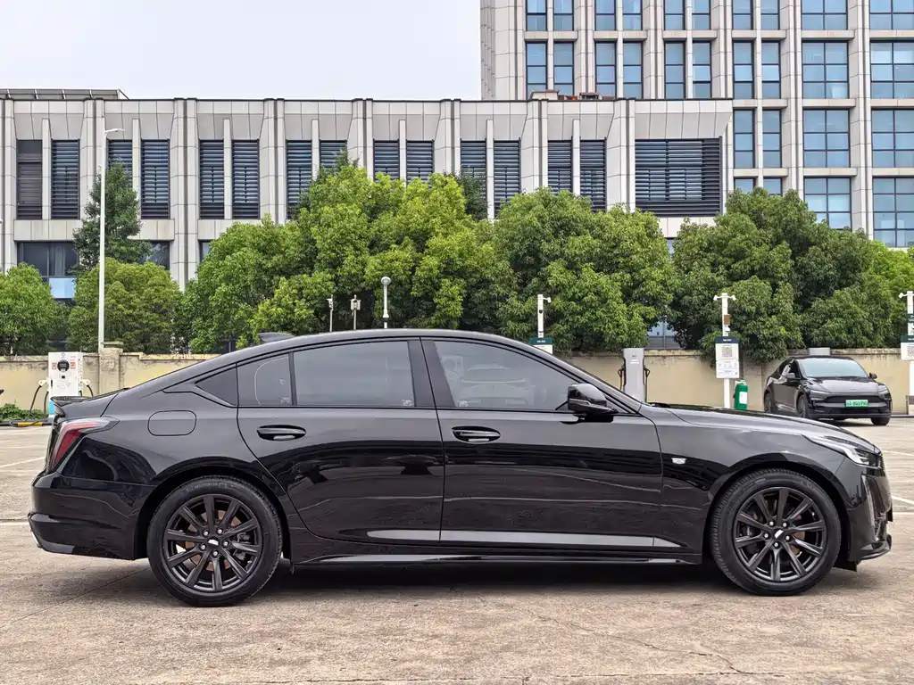 Cadillac CT5 2023 28T Luxury