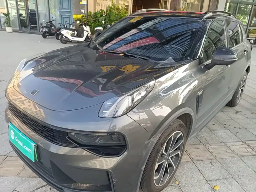 Lynk & Co 01 EM-P — миниатюра 2