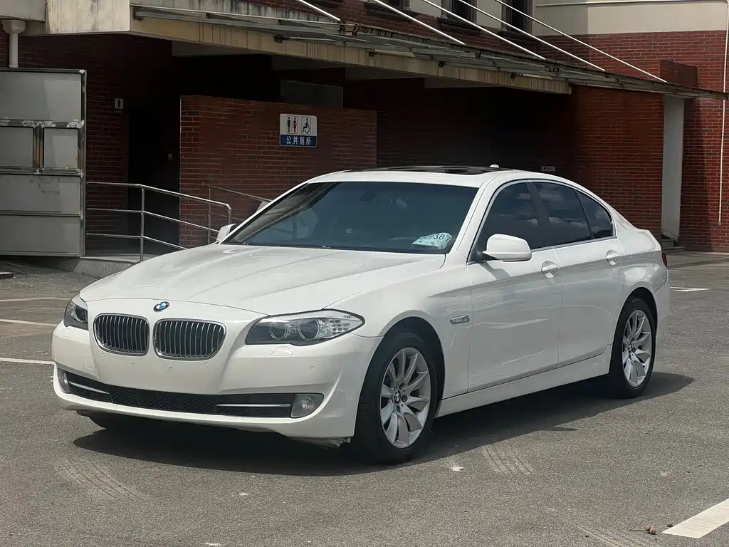 BMW 5 Series (Import)